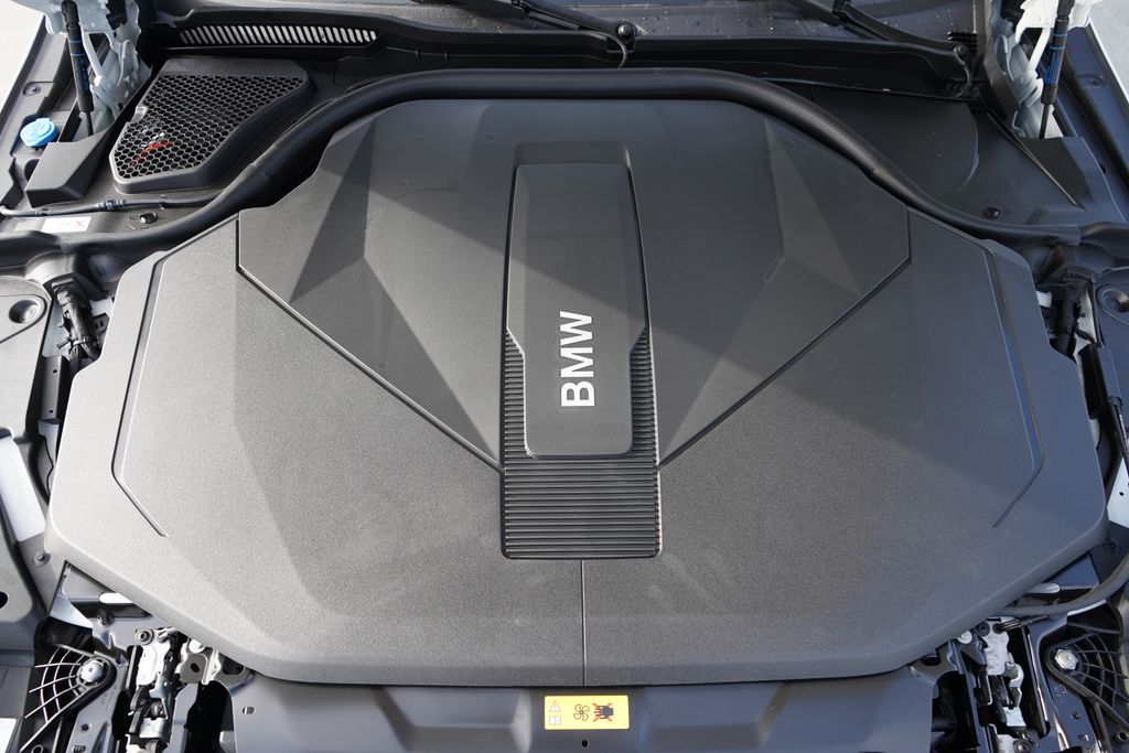 Thumbnail: 2026 BMW i5 - 20