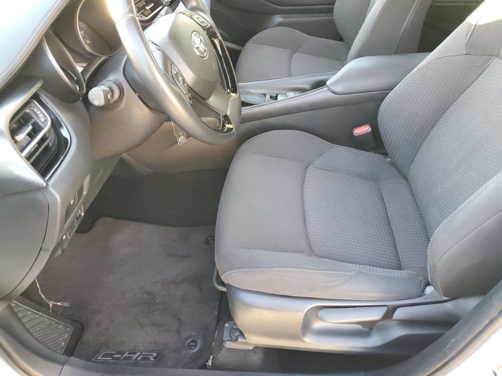 Used Car 2018 Toyota C-hr  Xle For Sale Under $20,000 In Austin, Texas