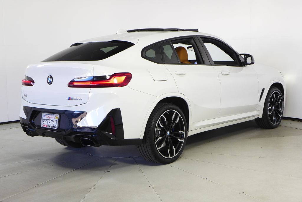 Thumbnail: 2025 BMW X4 - 7