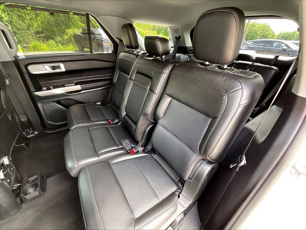 2023 Ford Explorer — photo 14