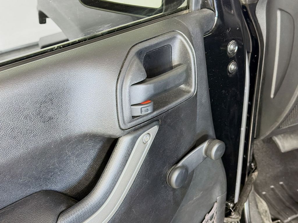 Used 2016 Jeep Wrangler SUV