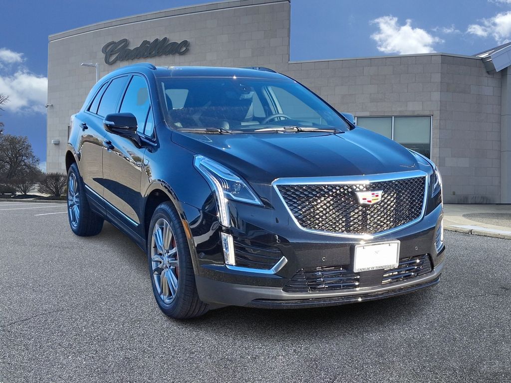 2025 Cadillac XT5 Sport 2