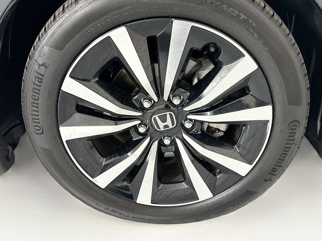 Thumbnail: 2023 Honda Civic - 32