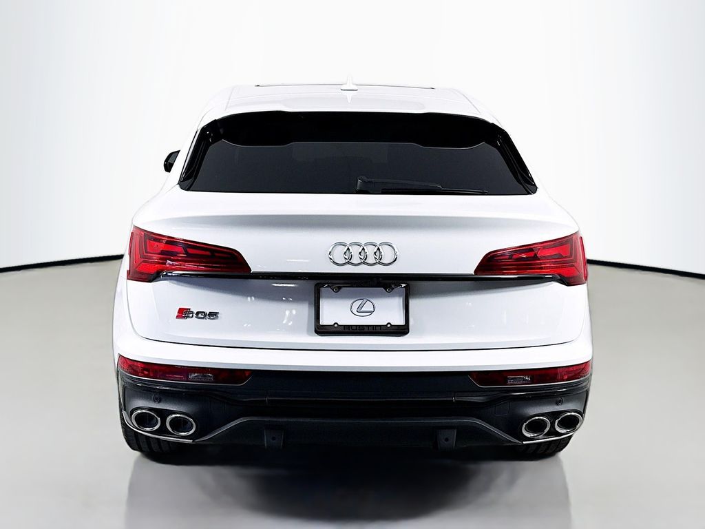 Thumbnail: 2022 Audi SQ5 - 6