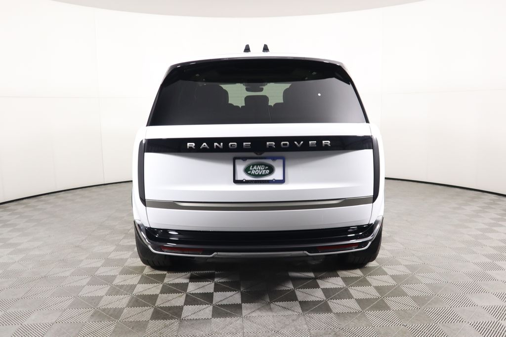 2025 Land Rover Range Rover SE 6