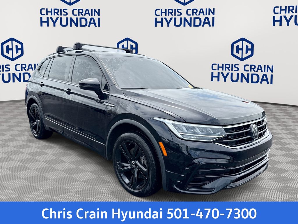 Deep Black 2024 Volkswagen Tiguan SUV / Crossover Front-Wheel Drive 8-Speed Automatic