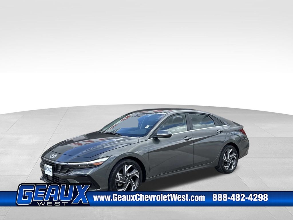 Amazon Gray 2025 Hyundai Elantra Sedan Front-Wheel Drive Continuously Variable Transmission