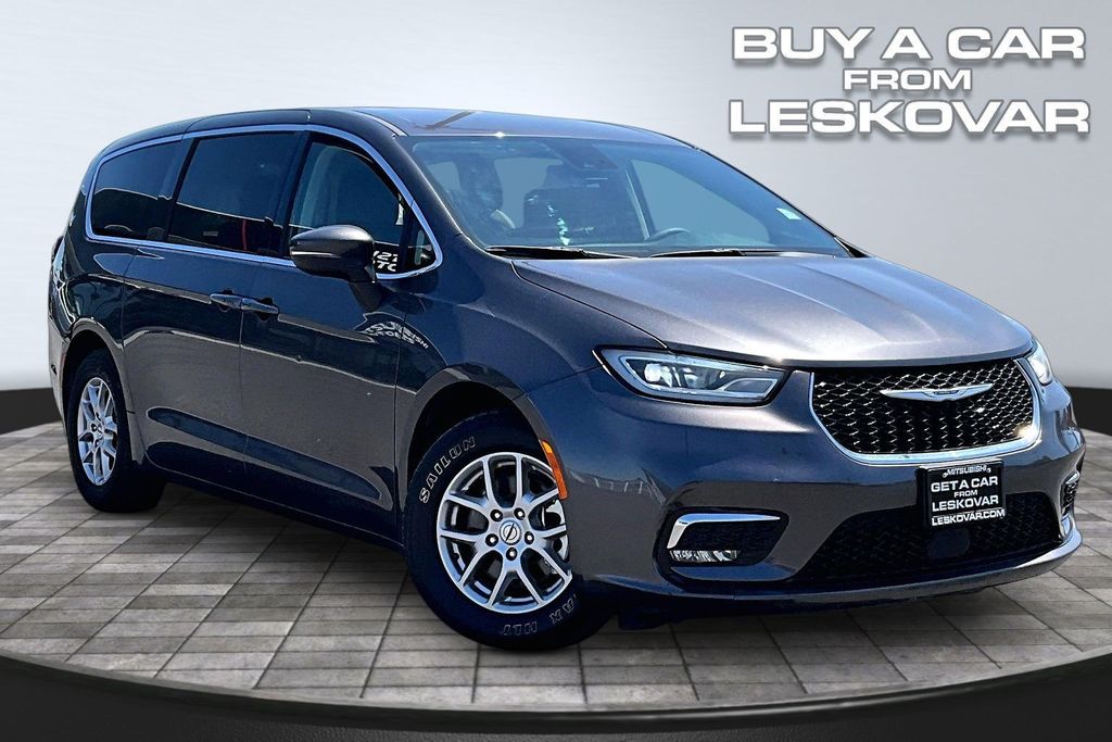 2023 Chrysler Pacifica Touring L FWD