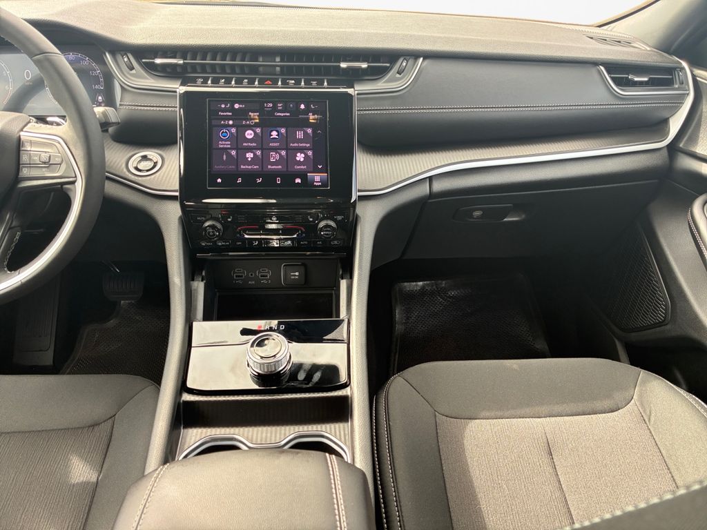 New Car 2025 Jeep Grand Cherokee  Laredo X For Sale Under $40,000 In Austin, Texas