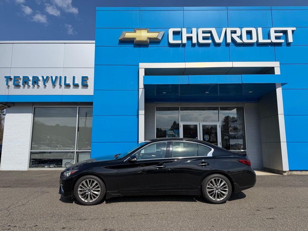 2023 INFINITI Q50 Luxe AWD
