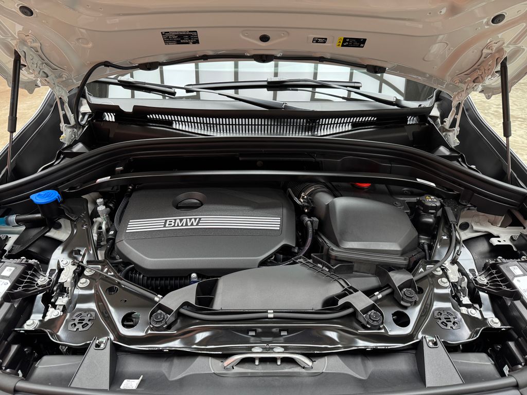 New 2026 White BMW xDrive28i image 27