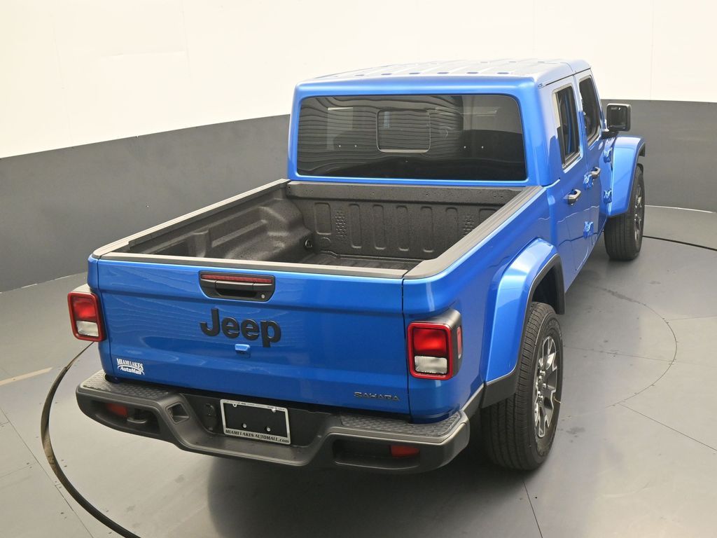 New 2026 Hydro Blue Pearlcoat Jeep Sahara image 44
