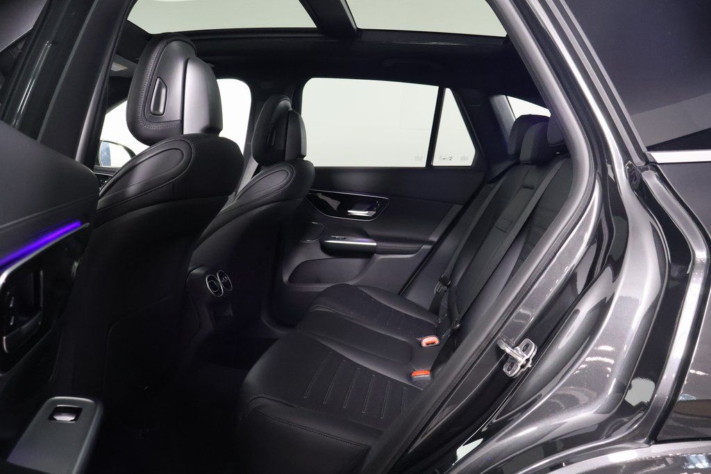 Thumbnail: 2026 Mercedes-Benz GLC - 6