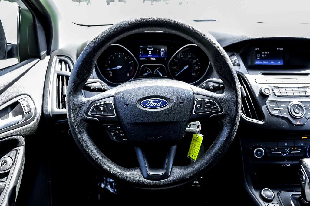 Used Car 2017 Ford Focus  Se For Sale Under $10,000 In Taylor, Texas