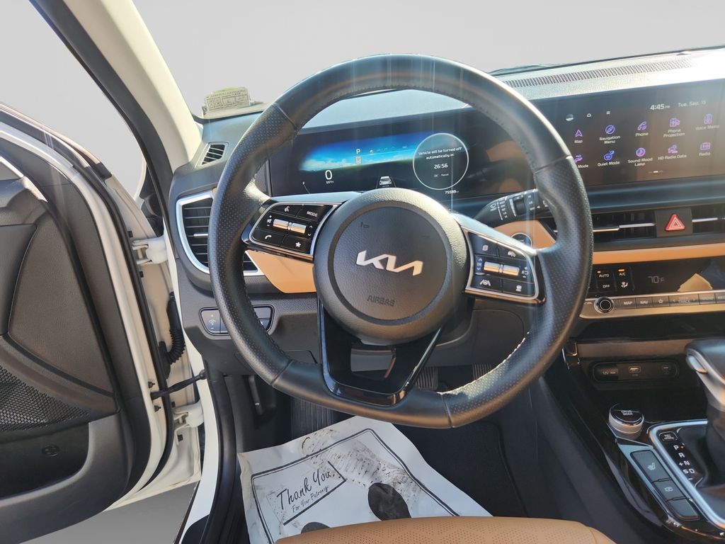 2024 Kia Seltos SX White at South Hills Kia