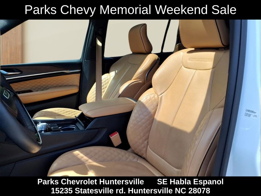 JeepGrand Cherokee L18