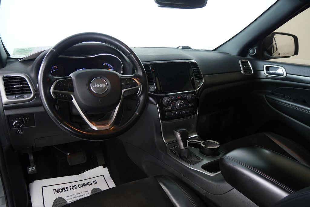 Thumbnail: 2020 Jeep Grand Cherokee - 14