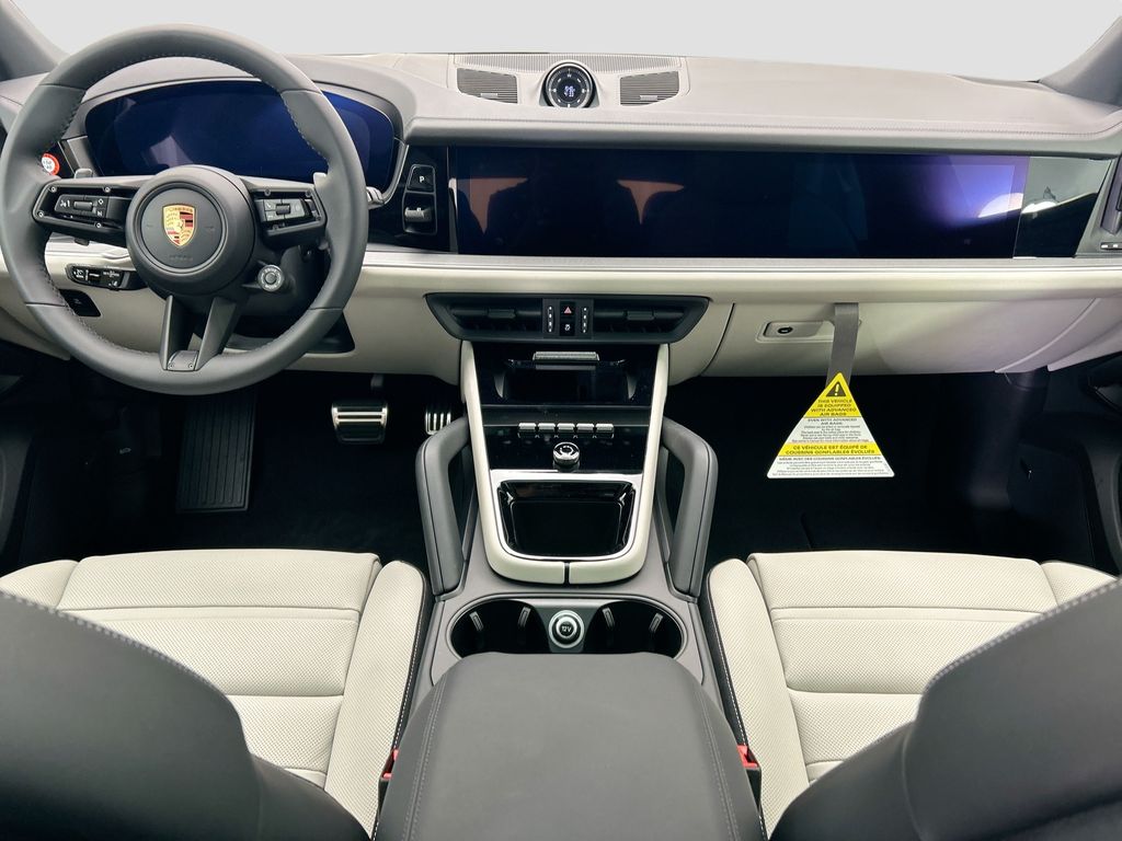 Thumbnail: 2026 Porsche Cayenne - 16