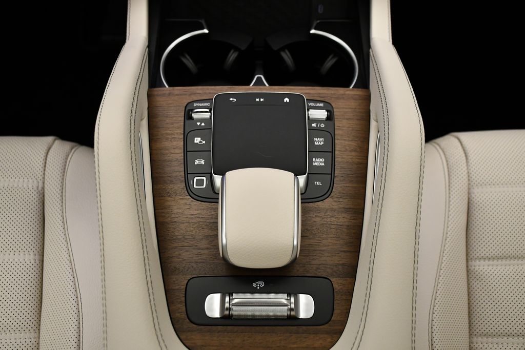Thumbnail: 2026 Mercedes-Benz GLE - 31