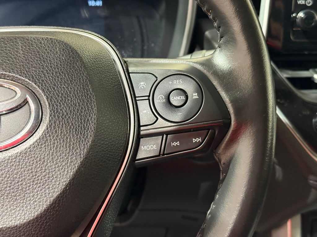 Thumbnail: 2023 Toyota Corolla Cross - 24