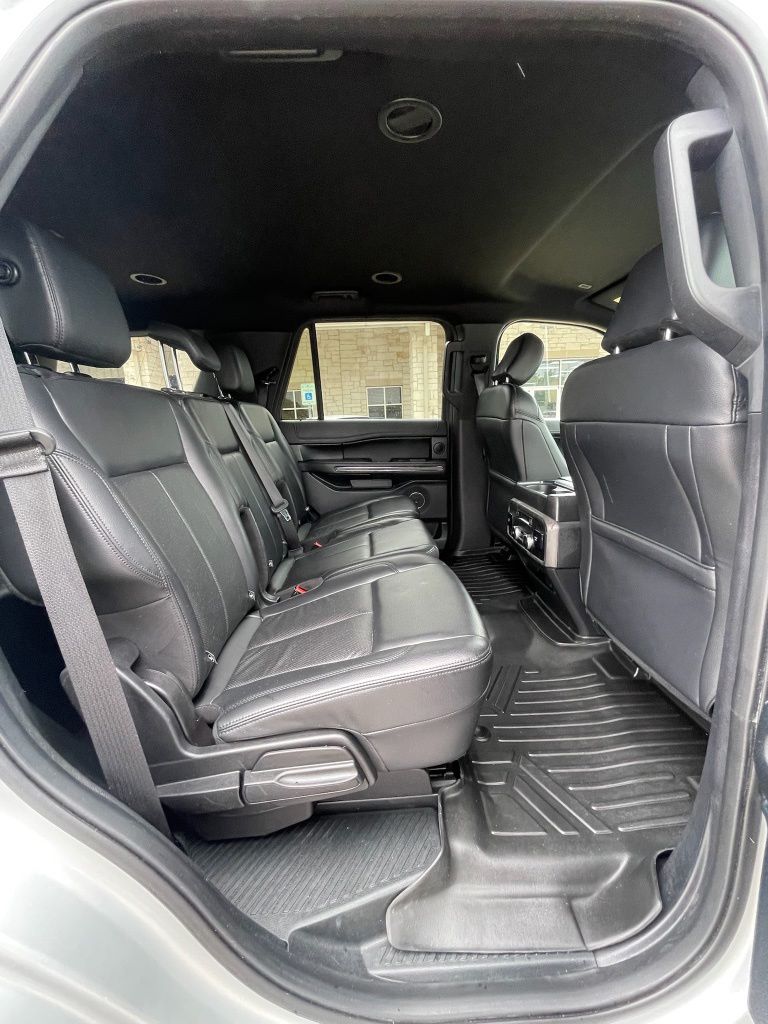 2019 Ford Expedition XLT Silver at Autostrade