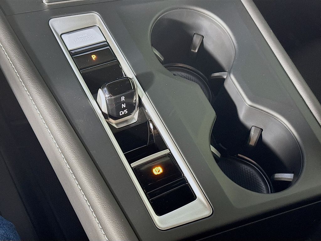 2025 Volkswagen Atlas Cross Sport 2.0T SE