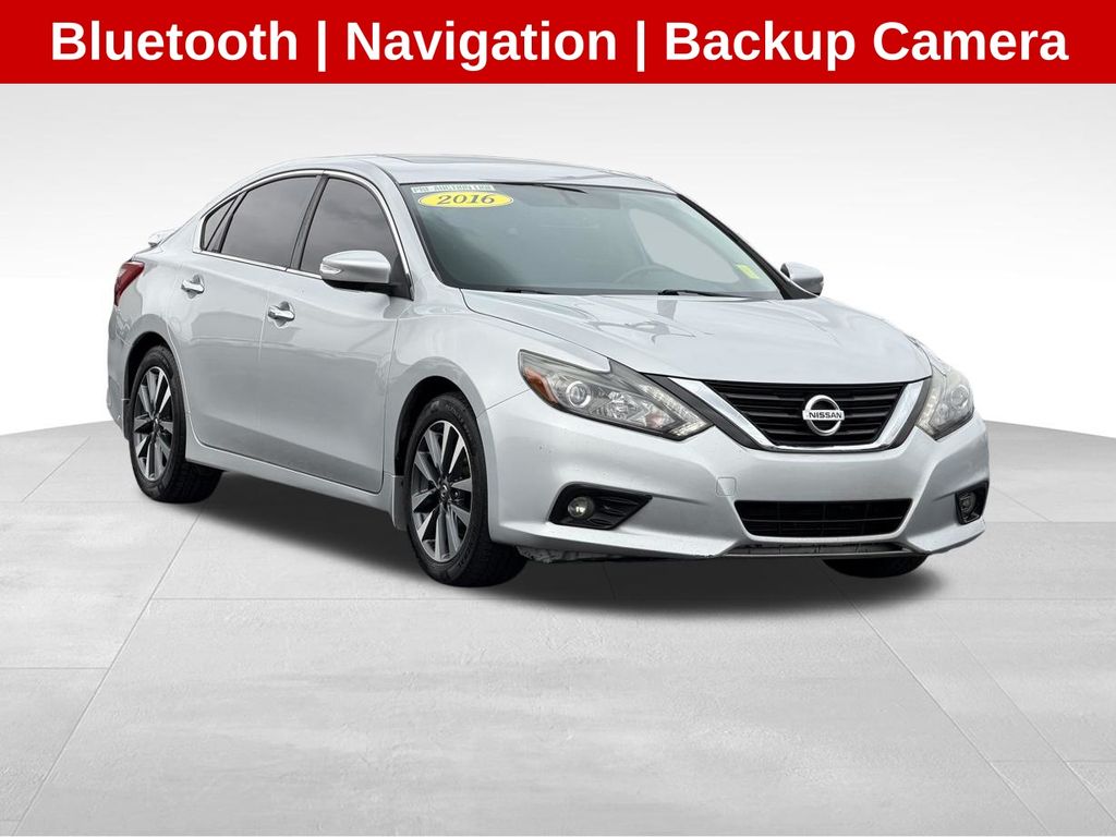 Brilliant Silver 2016 Nissan Altima 2.5 SL Sedan Front-Wheel Drive Continuously Variable Transmission