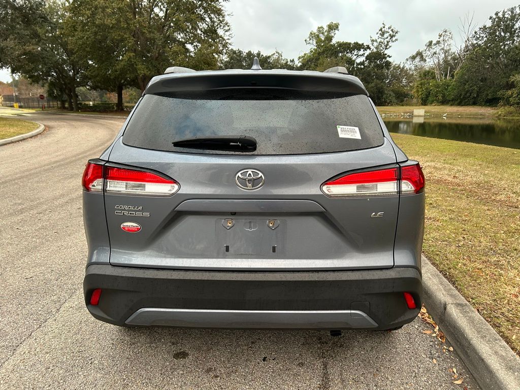 Thumbnail: 2022 Toyota Corolla Cross - 4