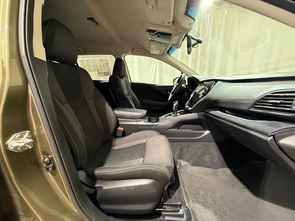 Thumbnail: 2022 Subaru Outback - 21