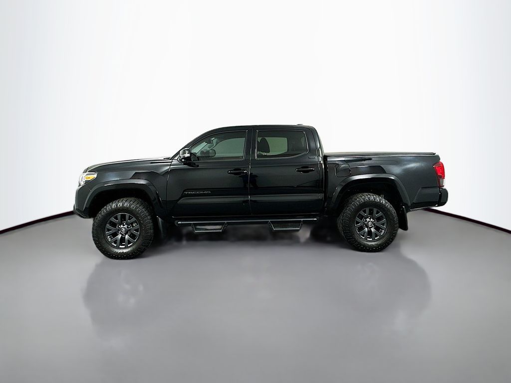 2023 Toyota Tacoma SR5 8