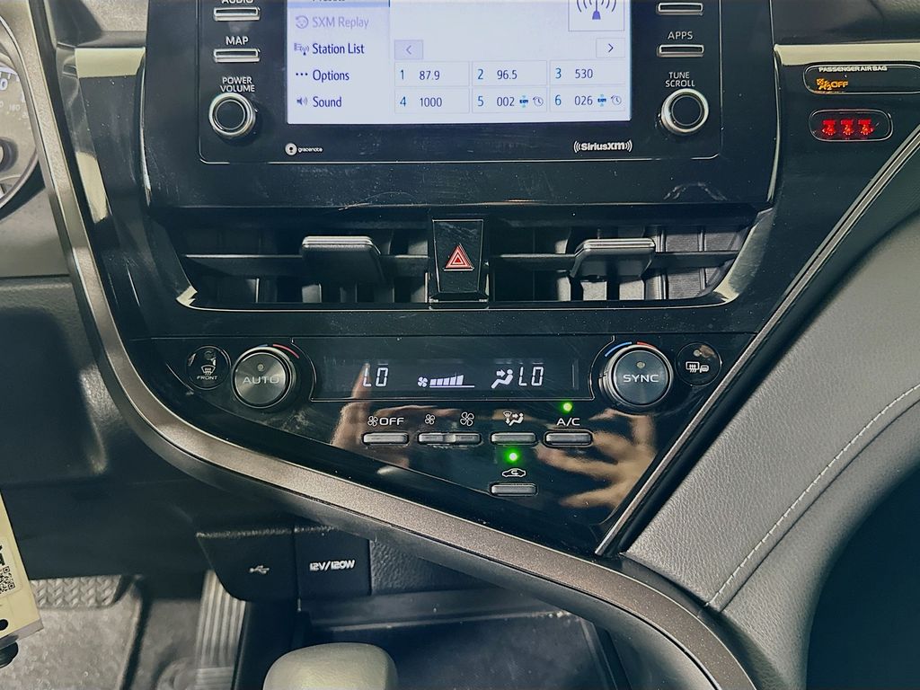 Thumbnail: 2024 Toyota Camry - 15