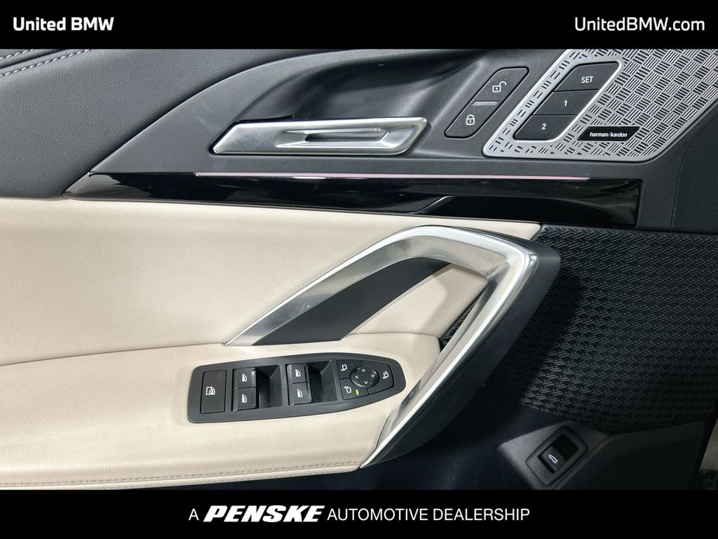 Thumbnail: 2025 BMW X1 - 11