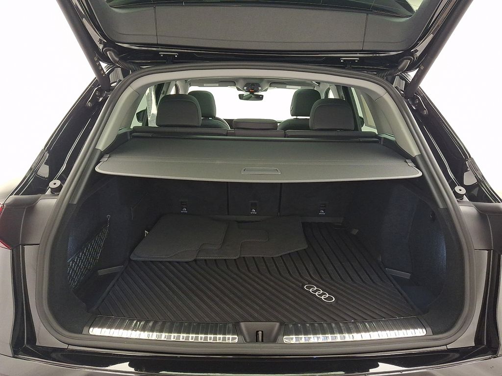 Thumbnail: 2025 Audi Q5 - 28