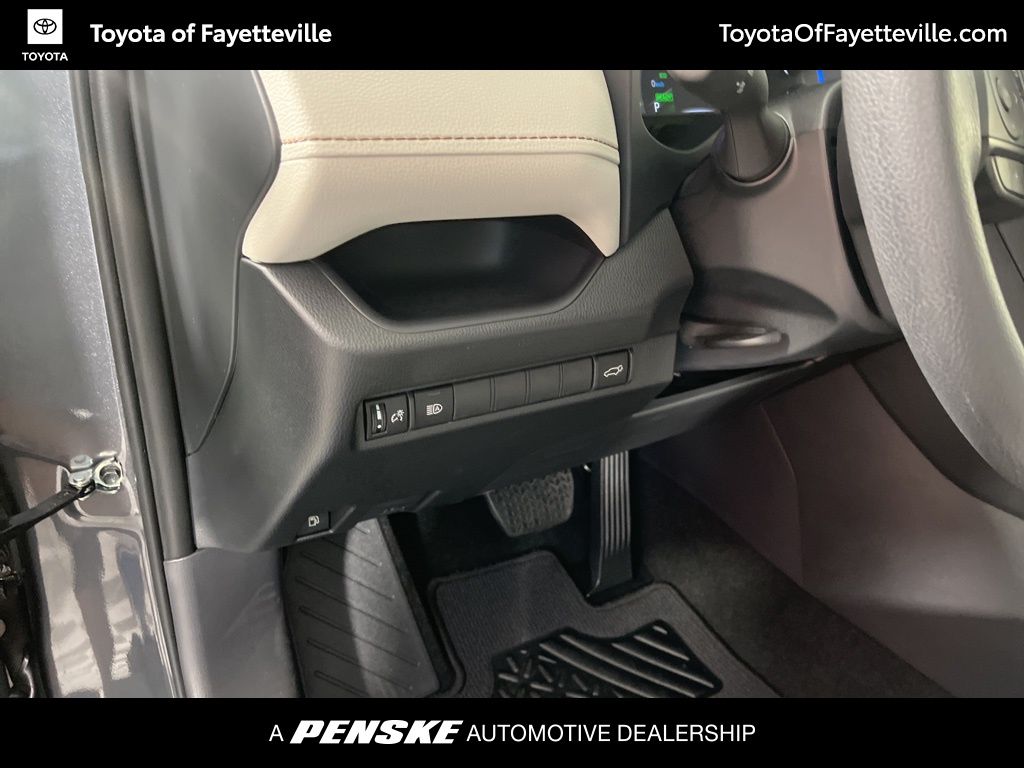 Thumbnail: 2025 Toyota RAV4 - 26