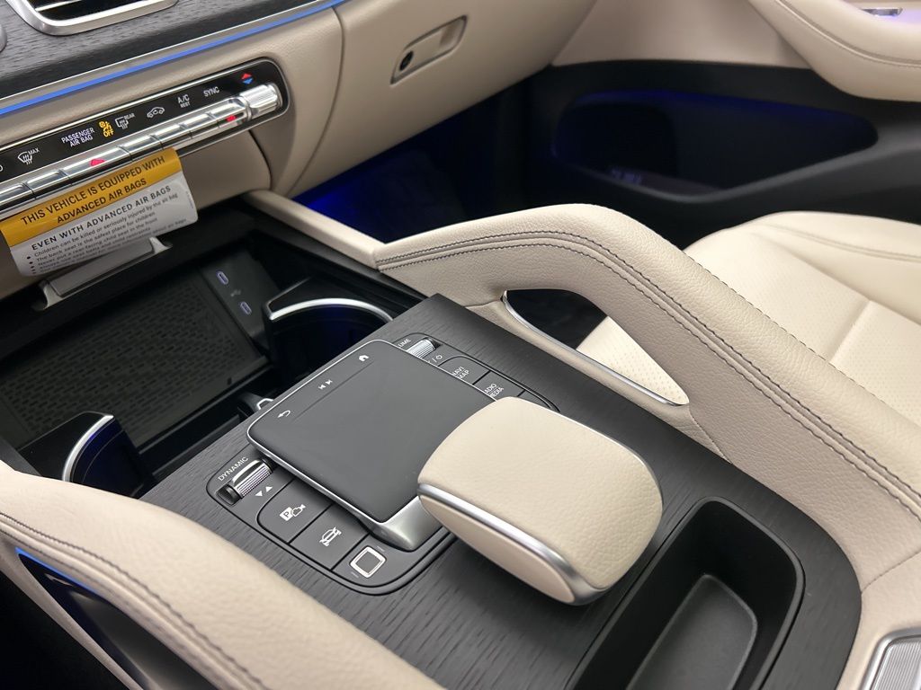 Thumbnail: 2026 Mercedes-Benz GLE - 20