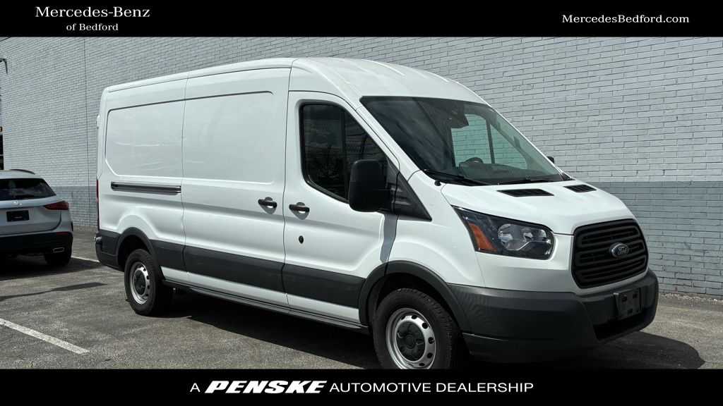 2018 Ford Transit Series 250 -
                  Bedford, OH