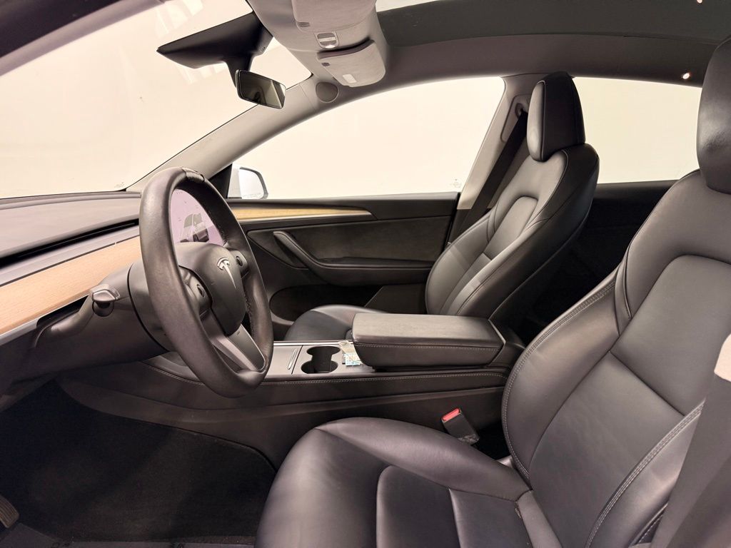 Thumbnail: 2023 Tesla Model Y - 12