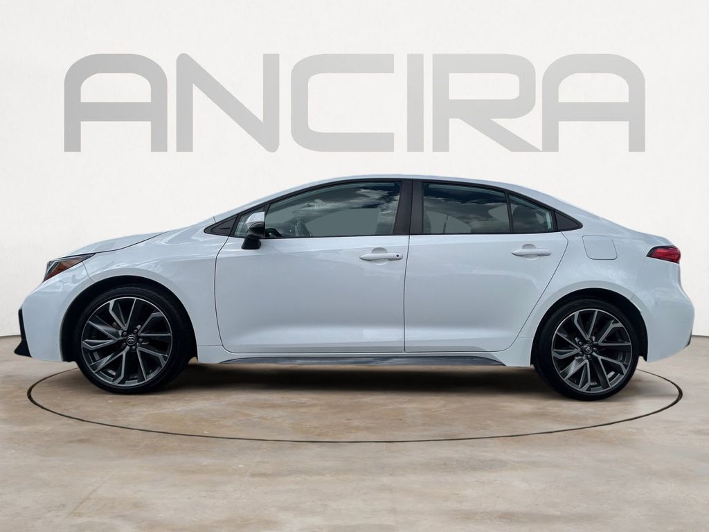 Used Car 2022 Toyota Corolla  Se Nightshade For Sale Under $20,000 In Floresville, Texas