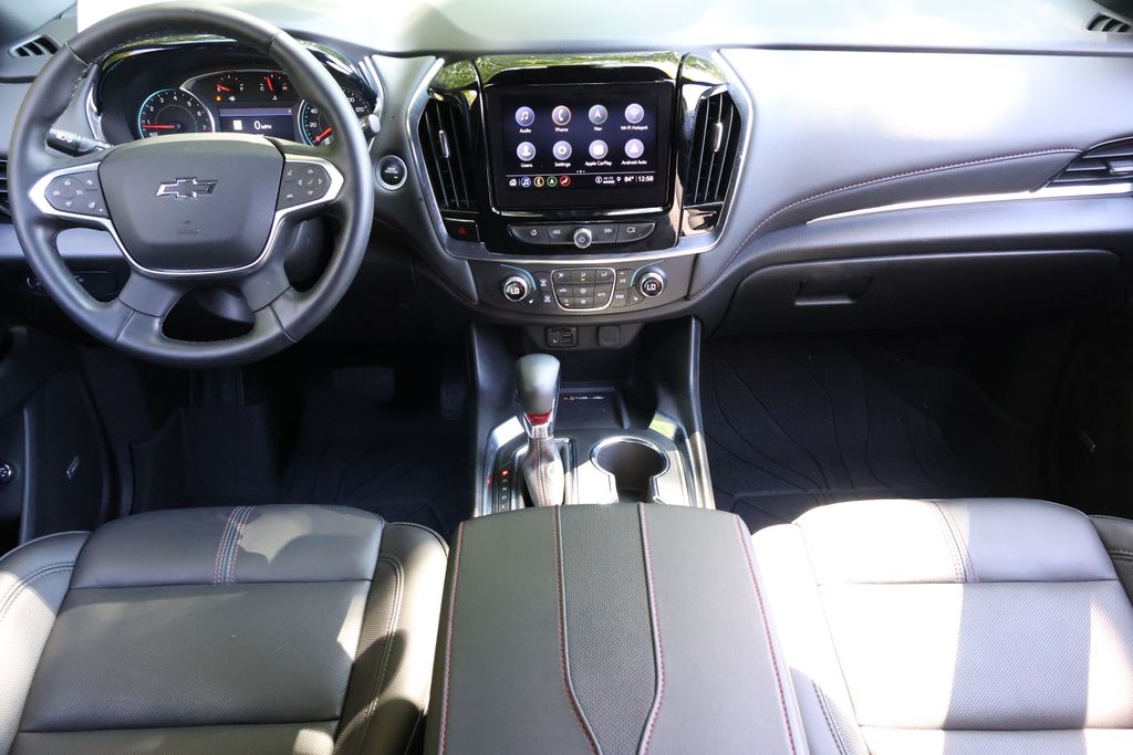Thumbnail: 2023 Chevrolet Traverse - 16