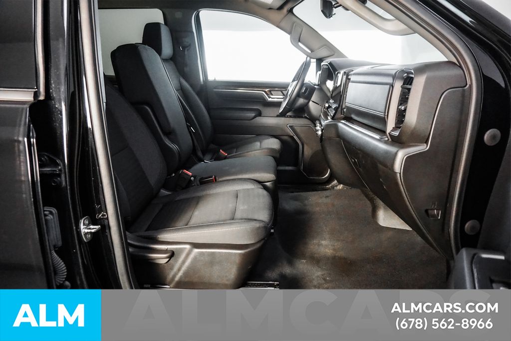 Used 2023 Black GMC Elevation image 19
