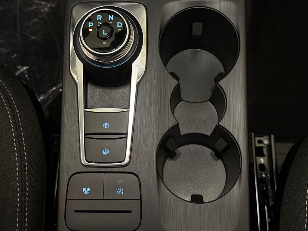 2025 Ford Escape Active photo 6