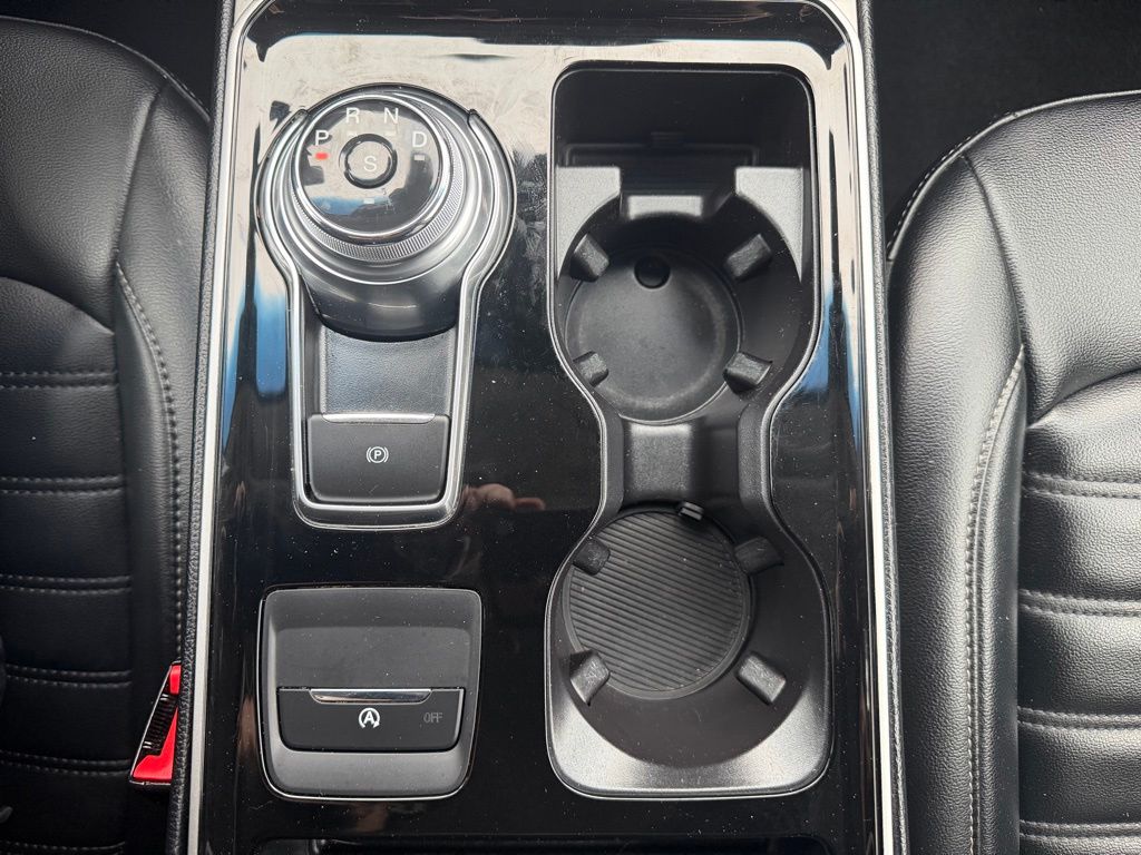 2019 Ford Edge SEL Black at South Hills CDJR