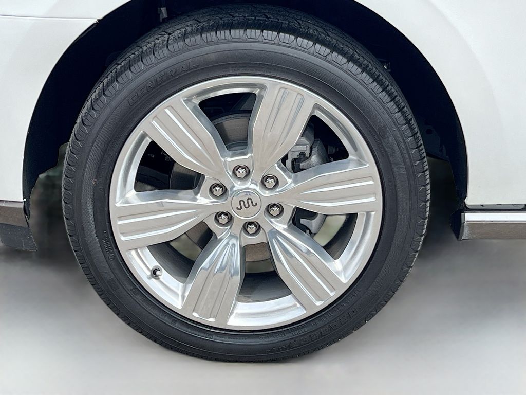 Used 2024 White Ford King Ranch image 34