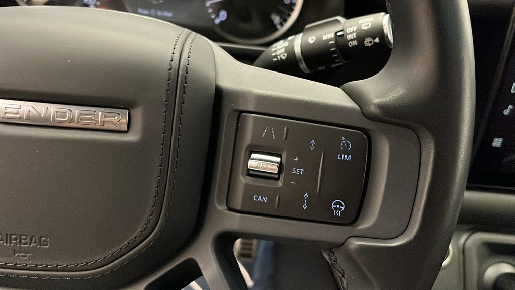 2023 Land Rover Defender 130 15