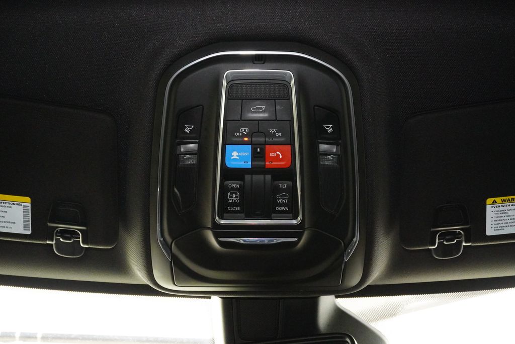 Used Car 2023 Jeep Grand Cherokee  Altitude For Sale Under $30,000 In Weatherford, Texas