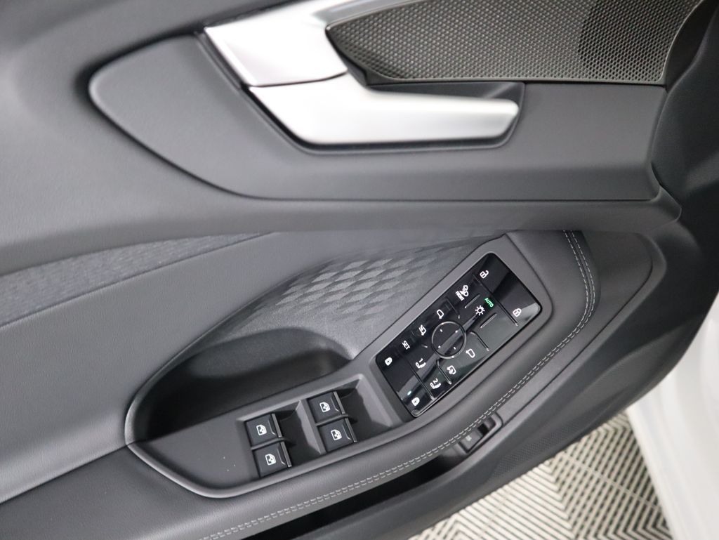 Thumbnail: 2025 Audi A5 - 25