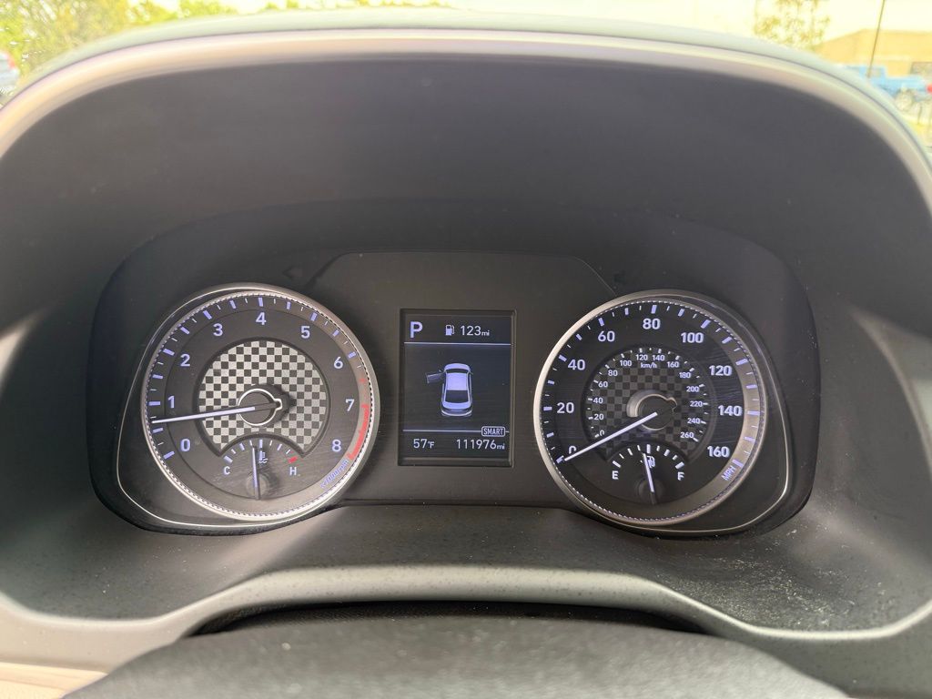 Thumbnail: 2019 Hyundai Elantra - 16