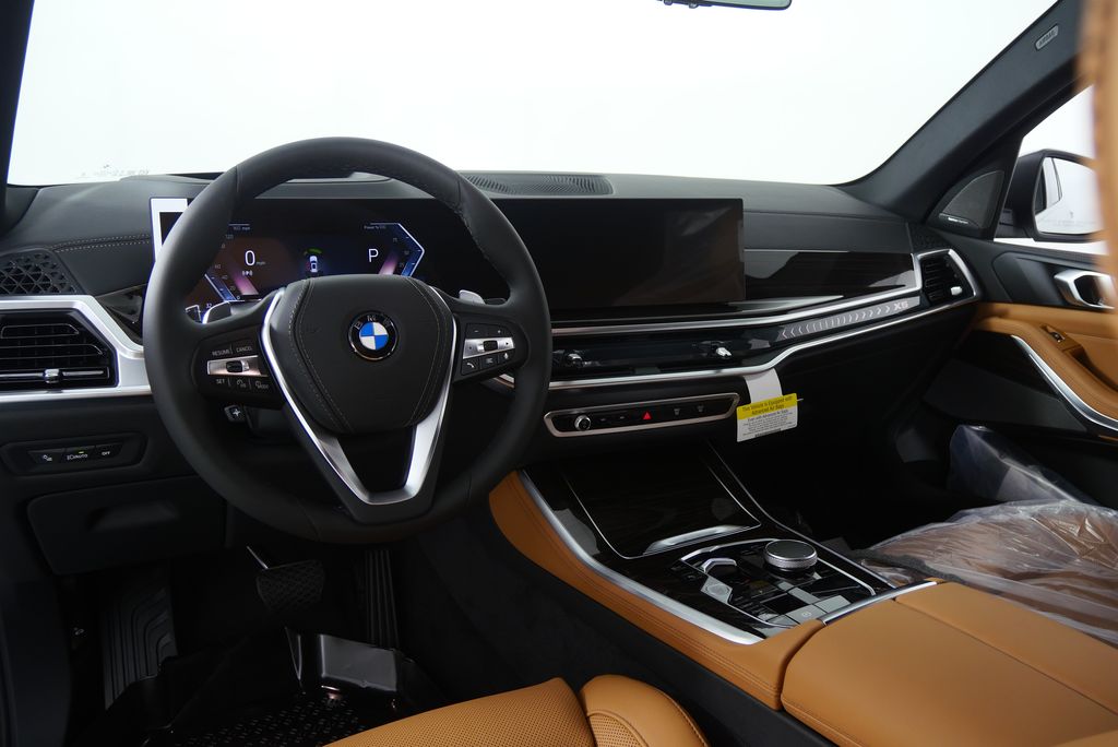 Thumbnail: 2026 BMW X5 - 17