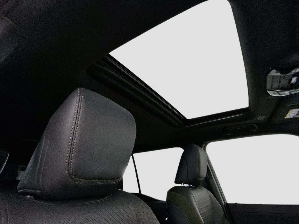 Thumbnail: 2024 Lexus GX - 18