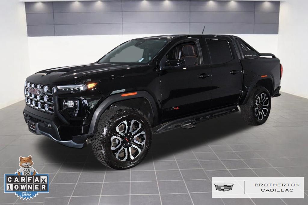 Onyx Black 2025 GMC Canyon AT4 Crew Cab 4WD Pickup Truck Four-Wheel Drive 8-Speed Automatic